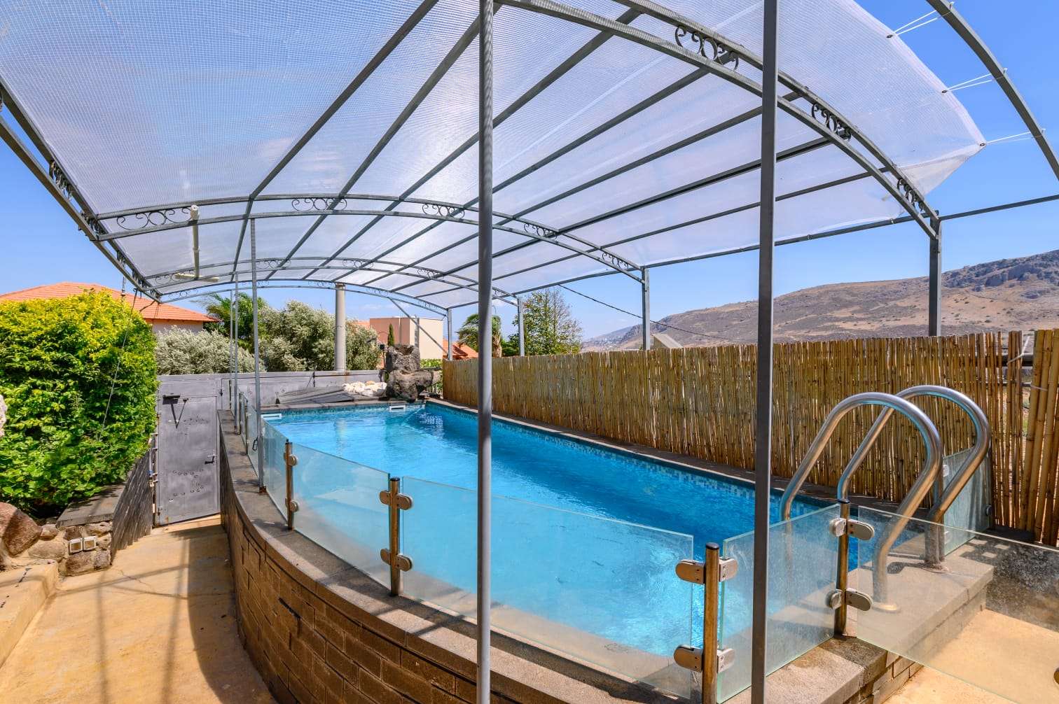 קסם מבראשית